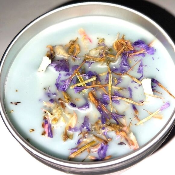 HAND crafted CANDLE-BETH DUTTONLIMITED EDITION - Picture 3 of 6